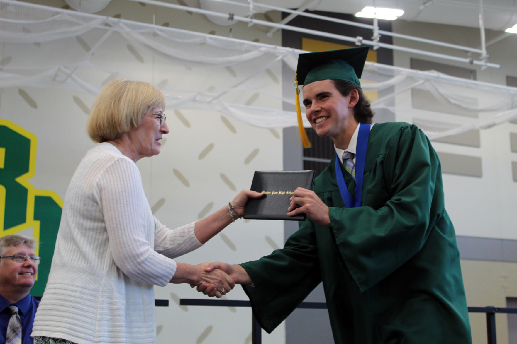 060219-ctzn-news-bd-grad126.jpg
